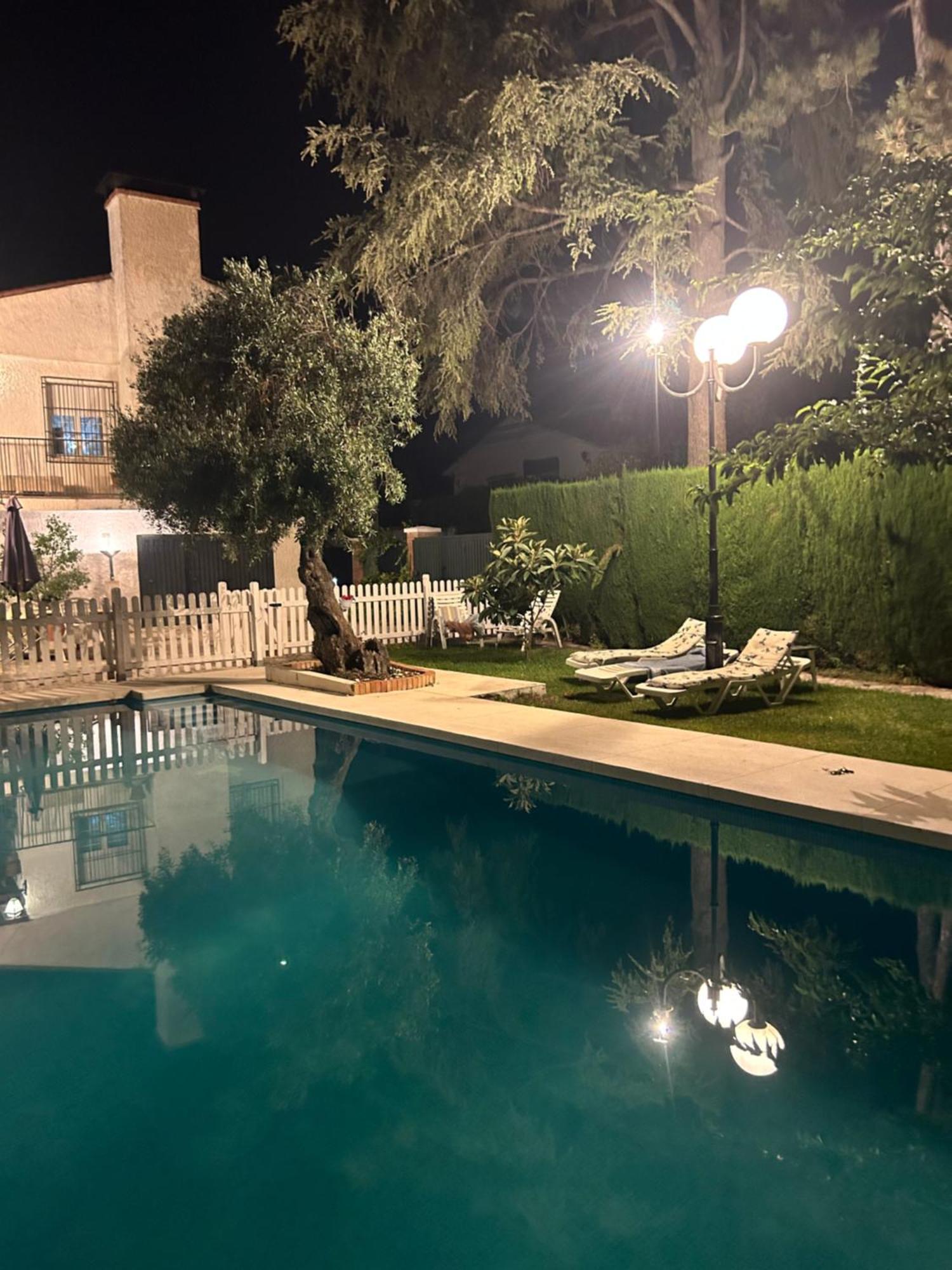 Casa Los Rosales Alfacar Екстериор снимка