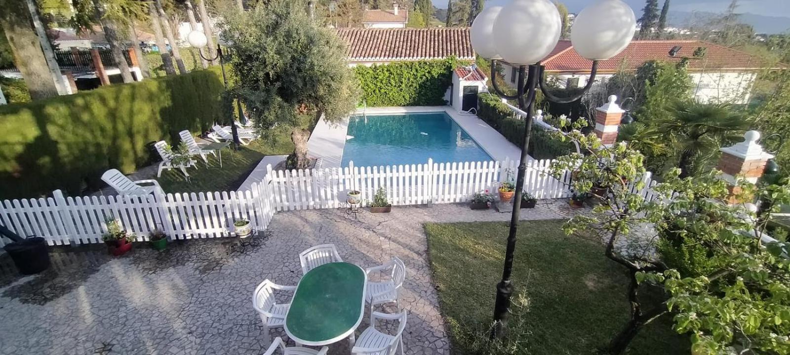 Casa Los Rosales Alfacar Екстериор снимка